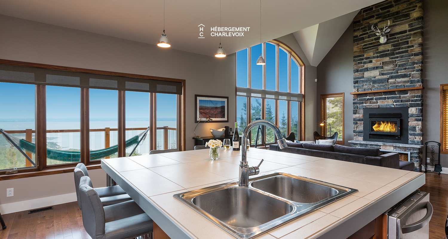 ROS-409 - Superbe terrasse flirtant avec la montagne