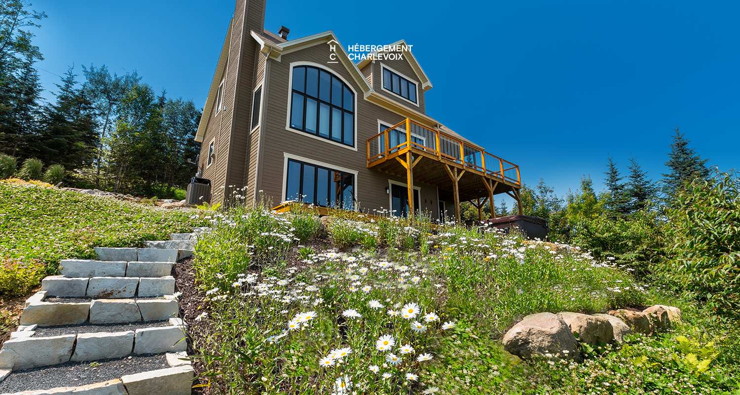 ROS-409 - Superbe terrasse flirtant avec la montagne