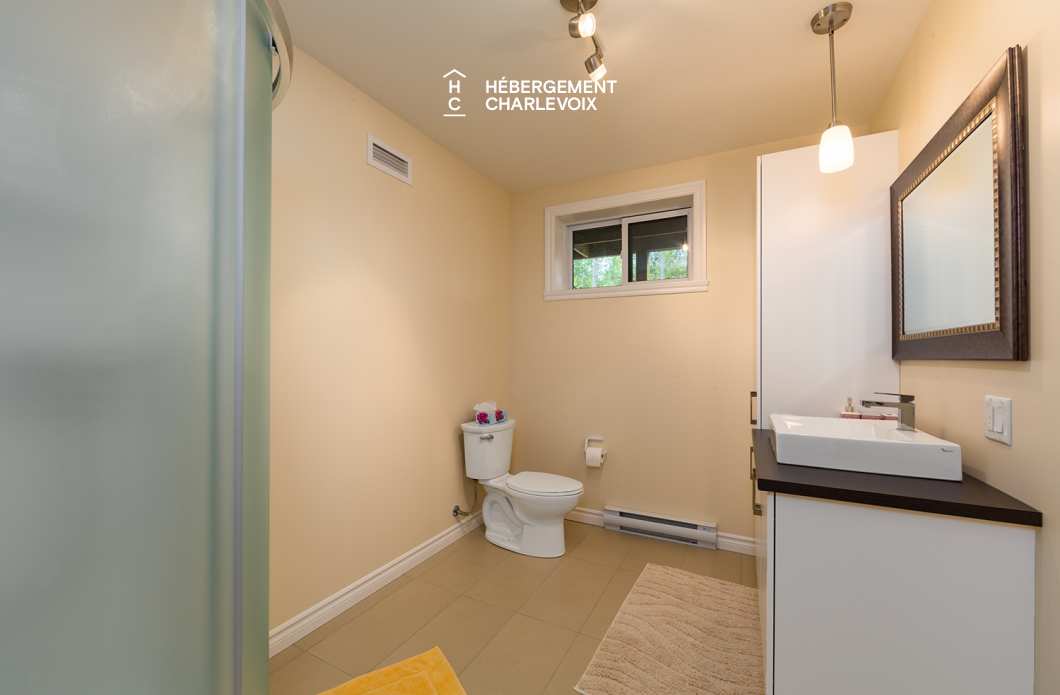 CSQ-65 - Endroit calme et relaxant avec terrasse couverte