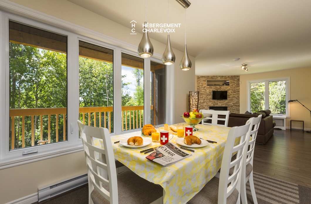 CSQ-65 - Endroit calme et relaxant avec terrasse couverte