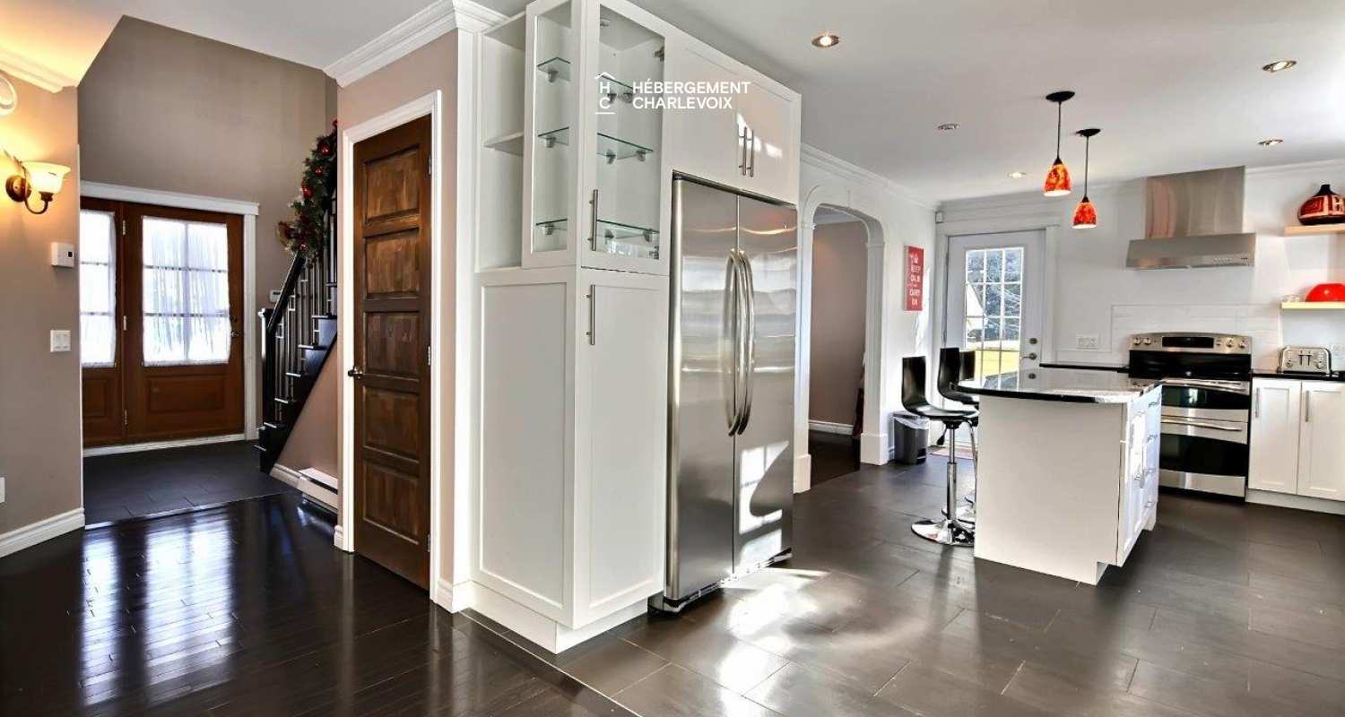 SHI-45 - Le calme paisible du bois environnant