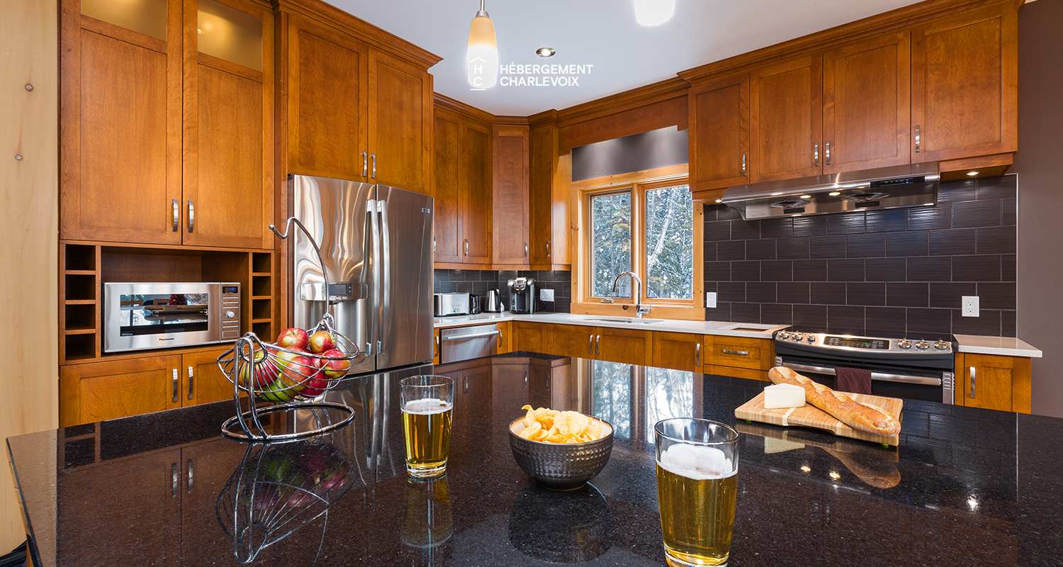 CHE-2 - A kitchen where life is good