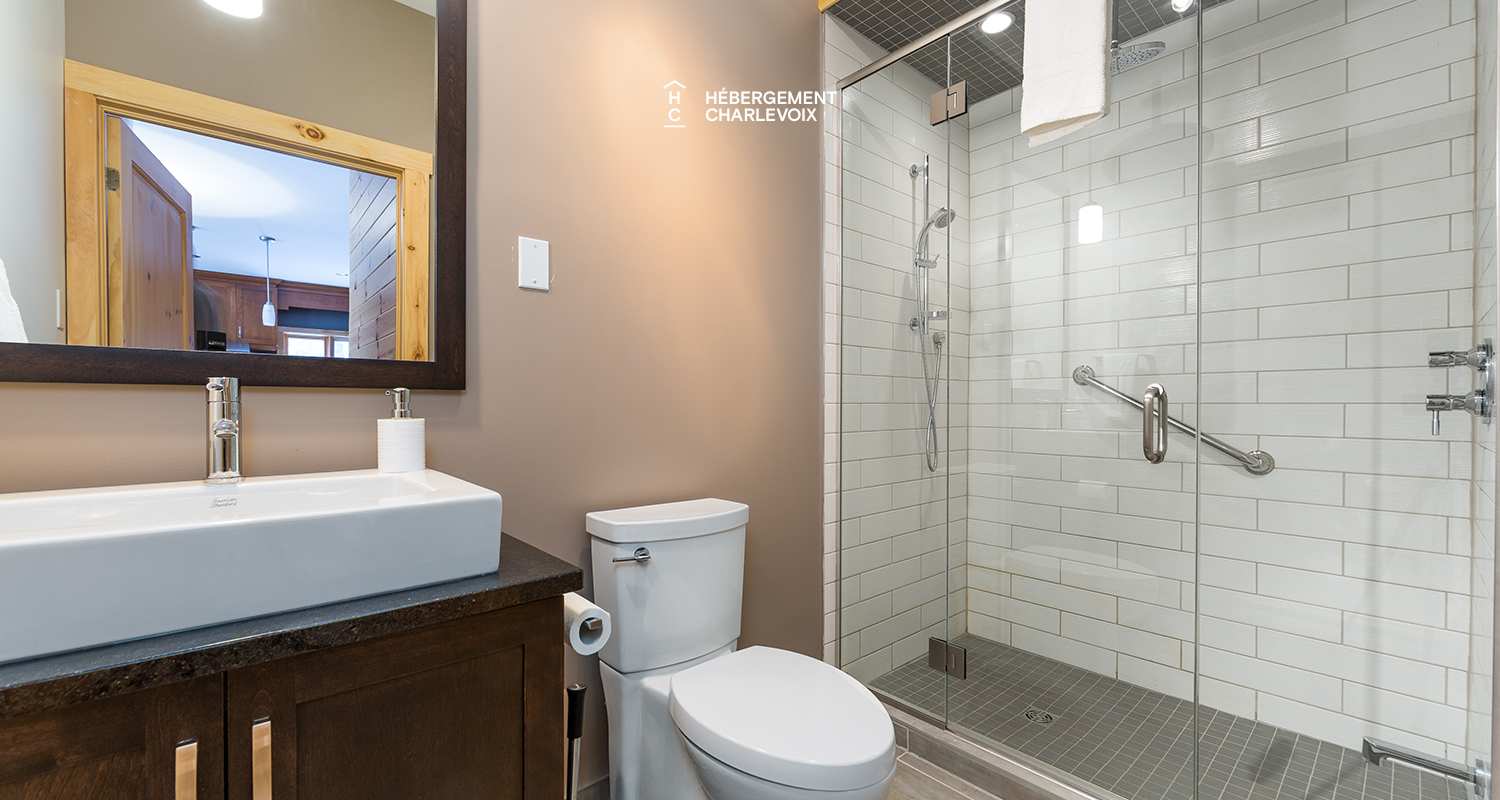 CHE-2 - A kitchen where life is good