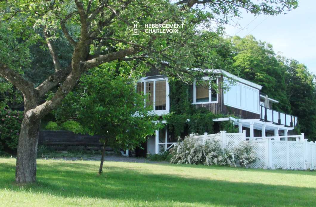 CHIC-645 - Maison avec vue imprenable sur le fleuve