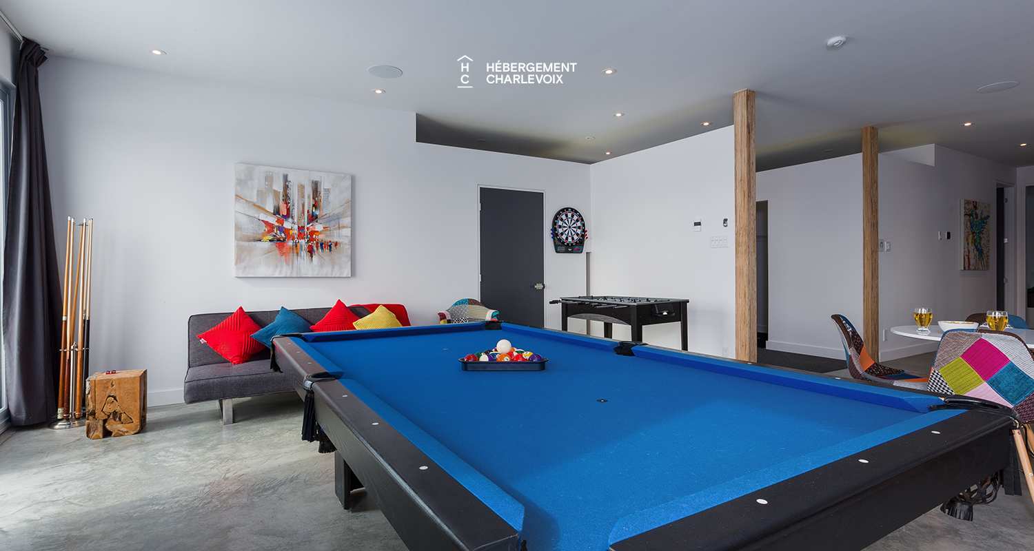 ATM-18 - A entertainment room for festive evenings