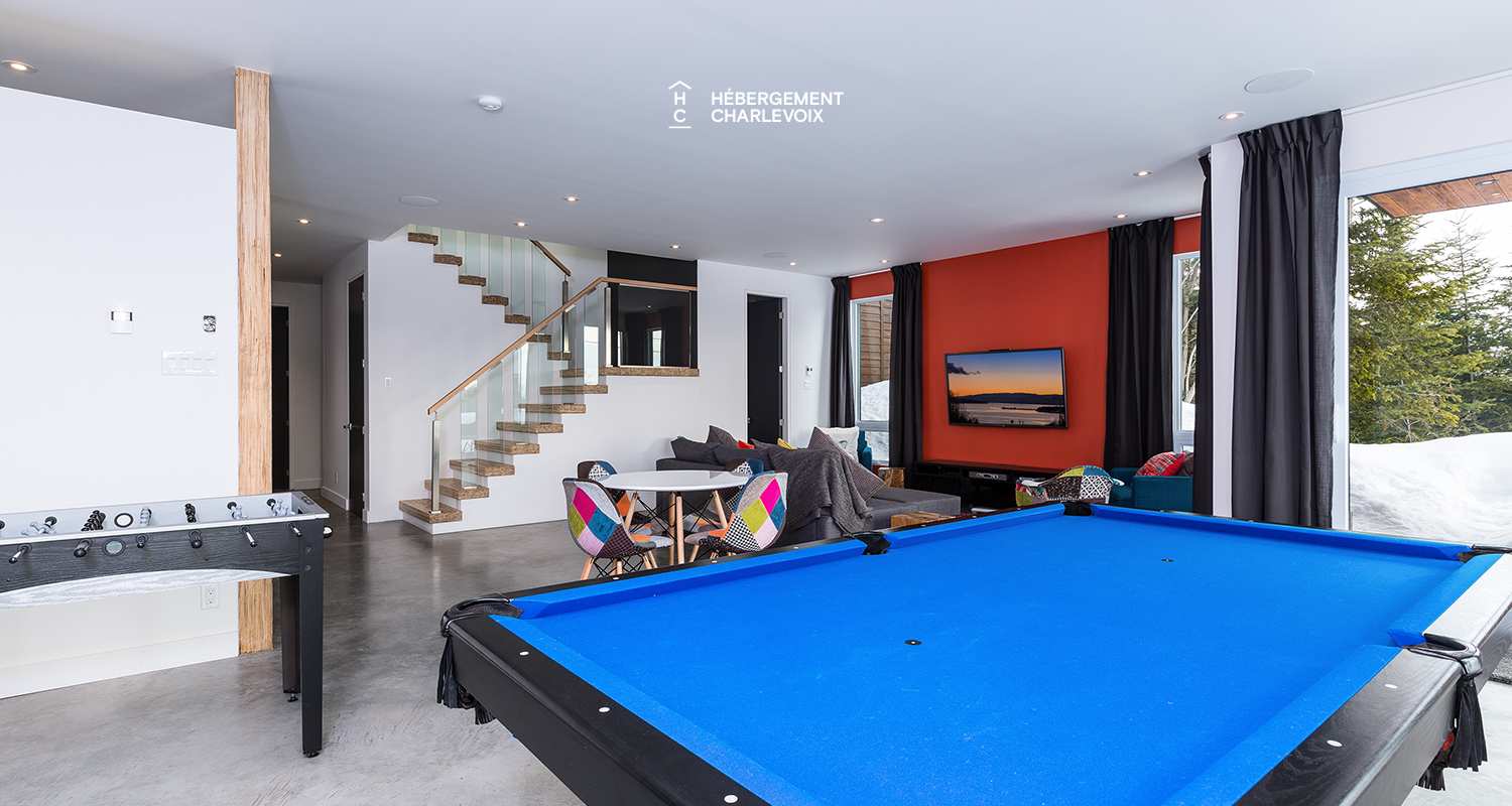 ATM-18 - A entertainment room for festive evenings