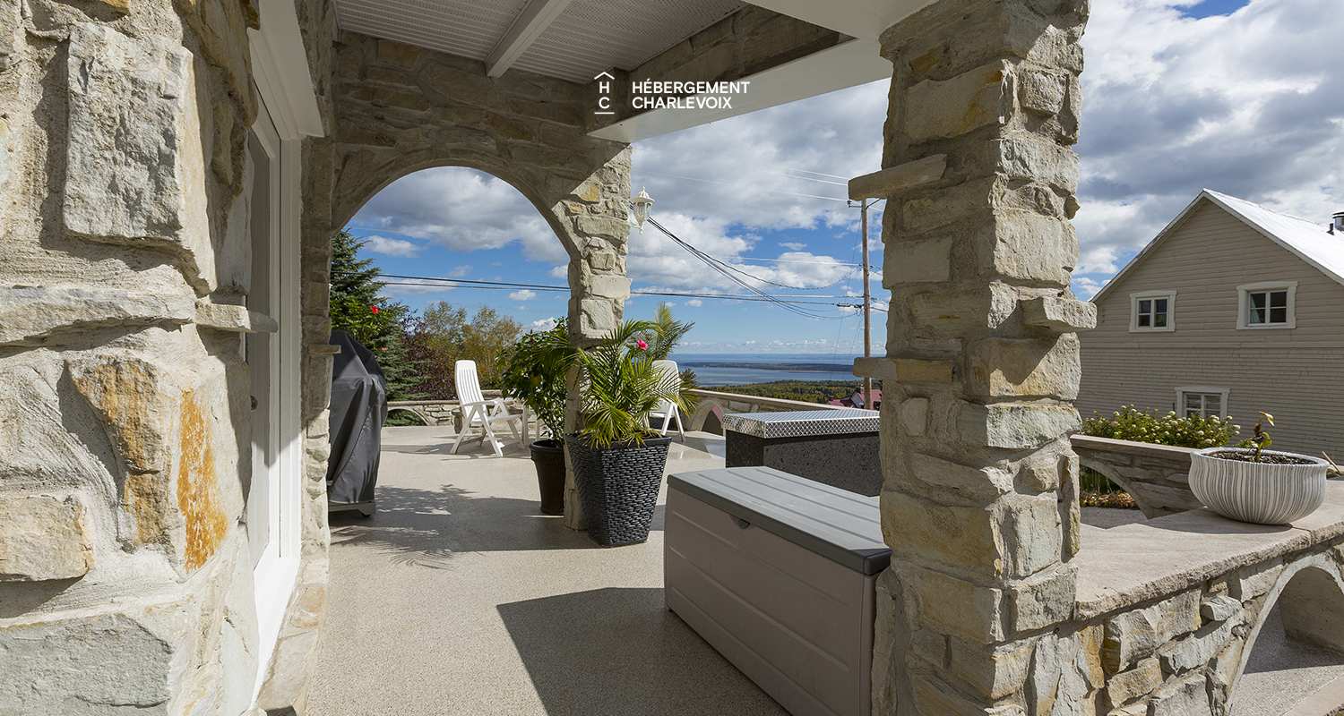 ANT-197 - Panoramic view on the river