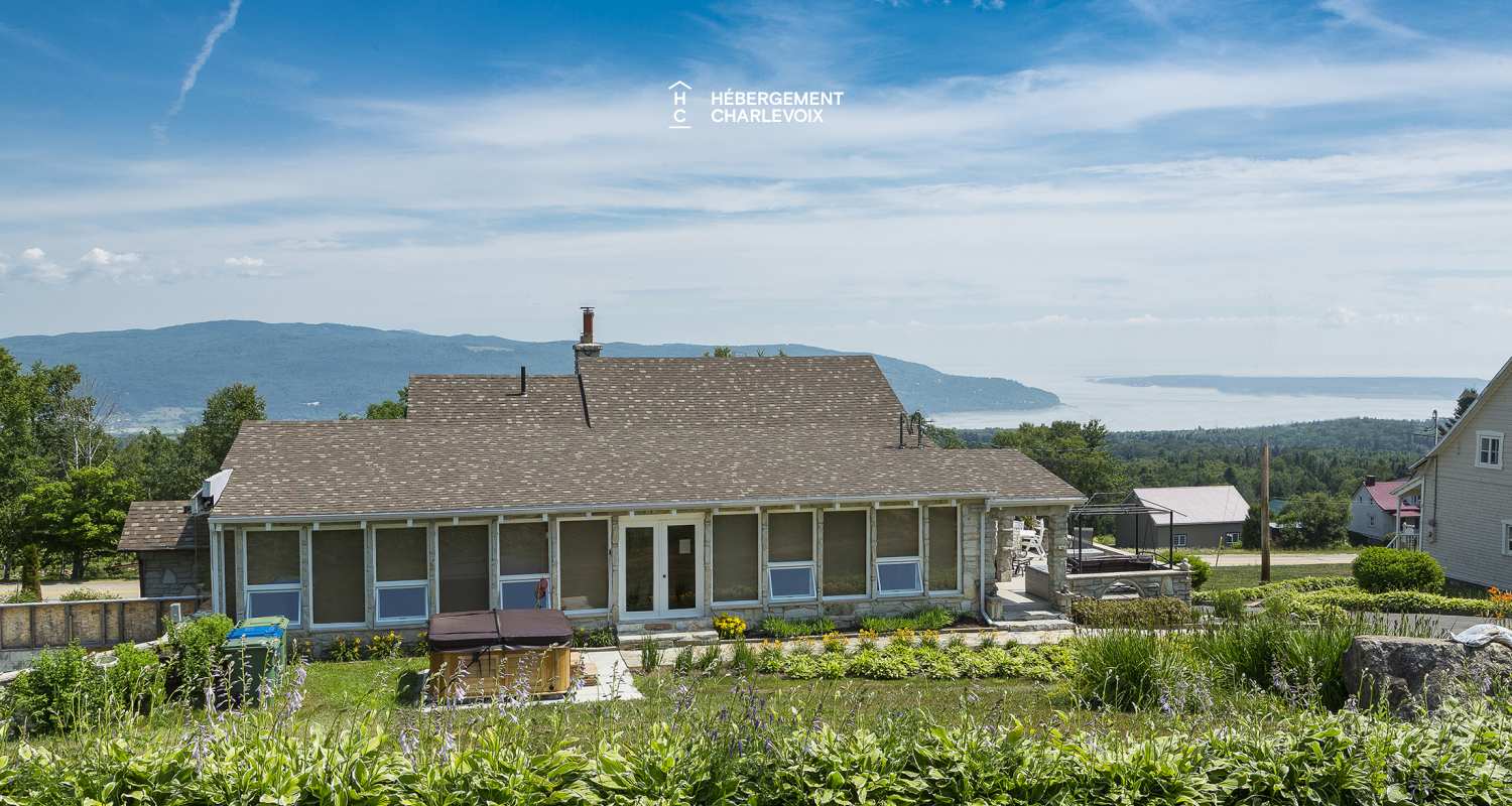 ANT-197 - Panoramic view on the river