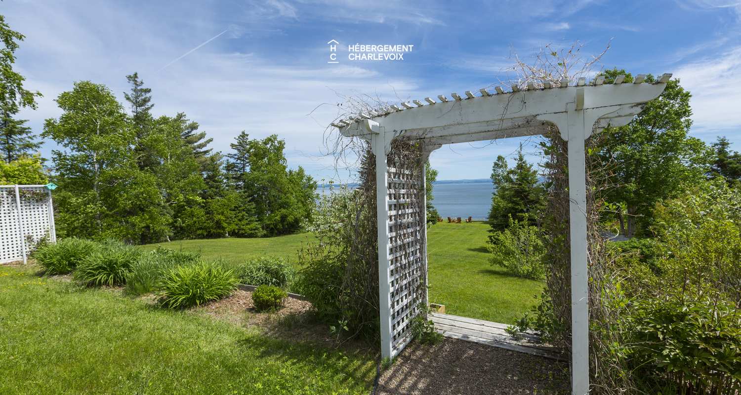 OCE-22 - A private access to the beautiful beach of Charlevoix