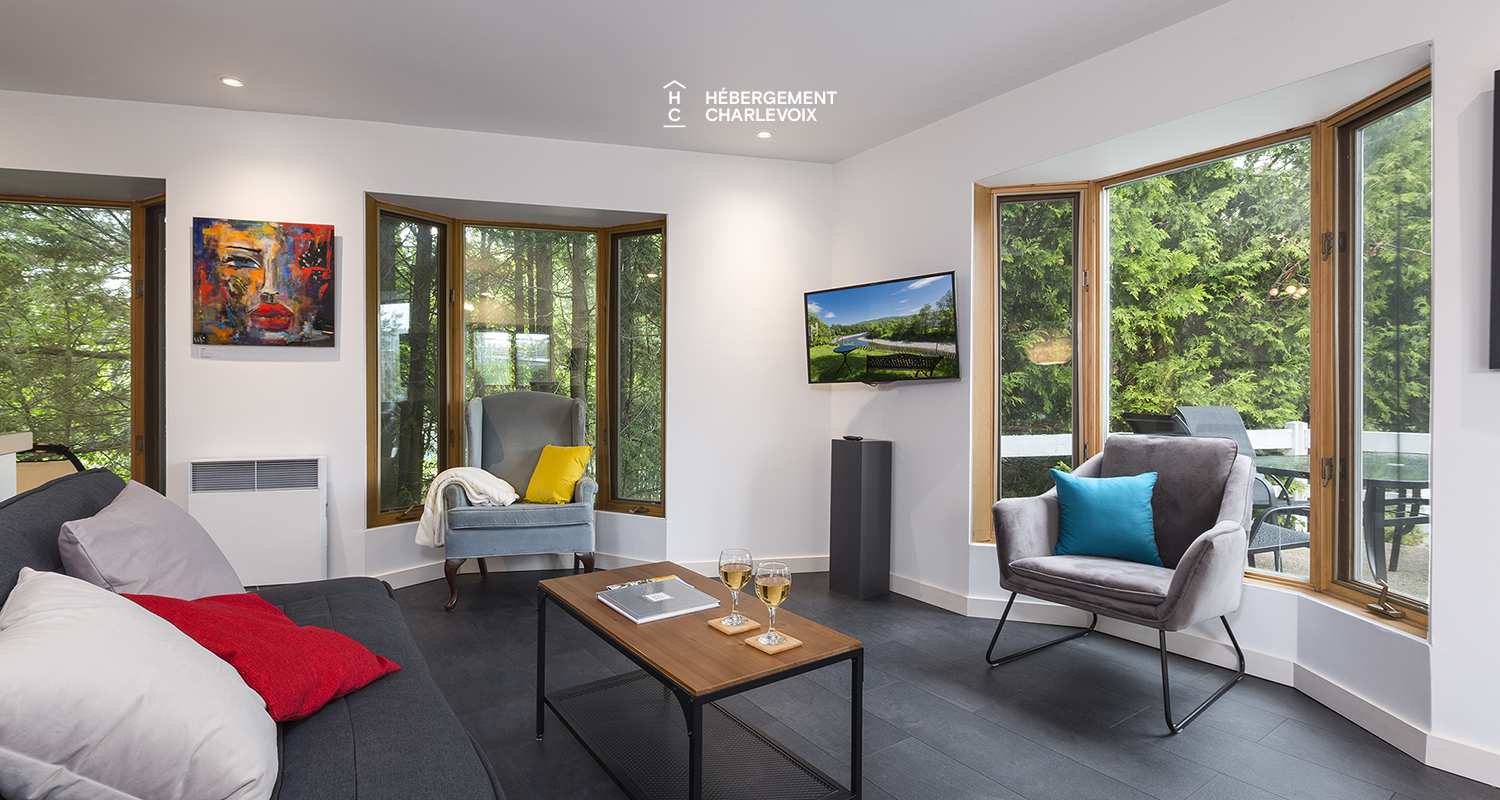 LOGE-30 -  Stilt area overlooking a river