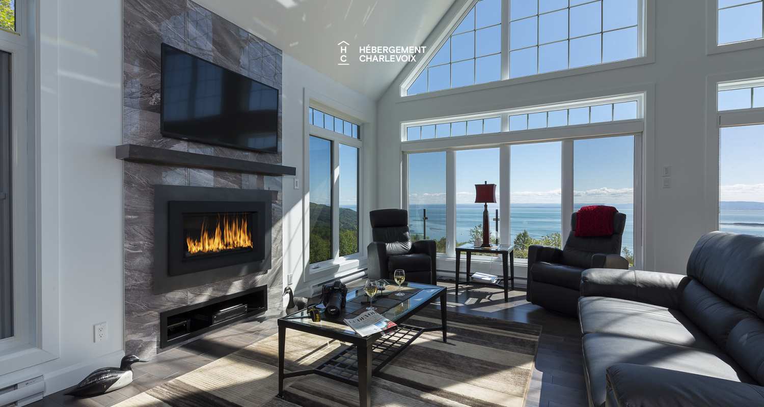 COT-281 - Perched on an incomparable site!