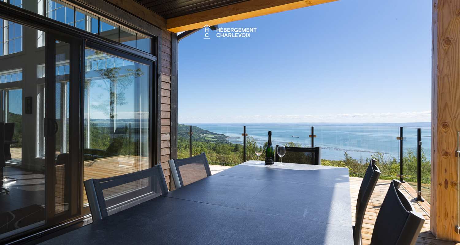 COT-281 - Perched on an incomparable site!