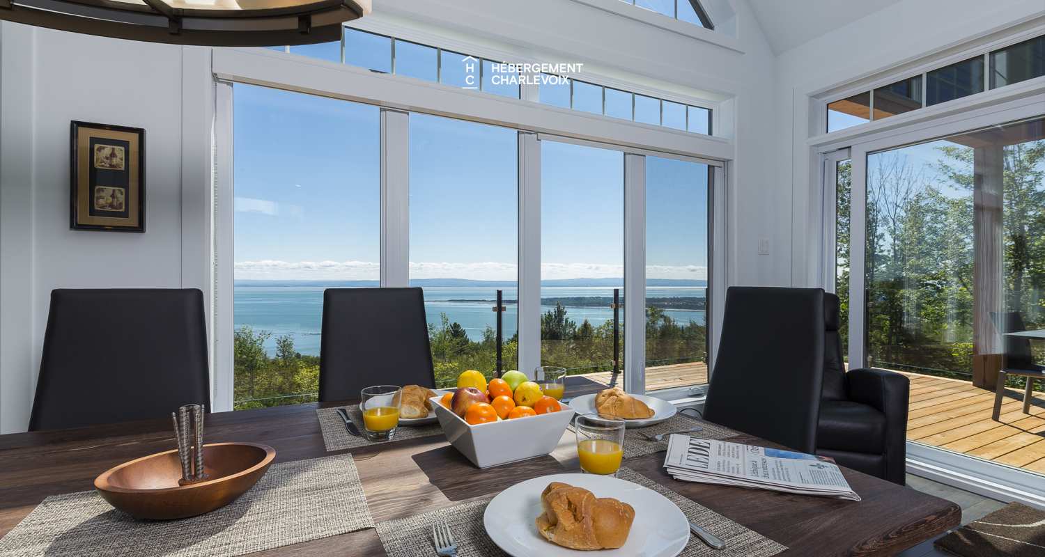 COT-281 - Perched on an incomparable site!