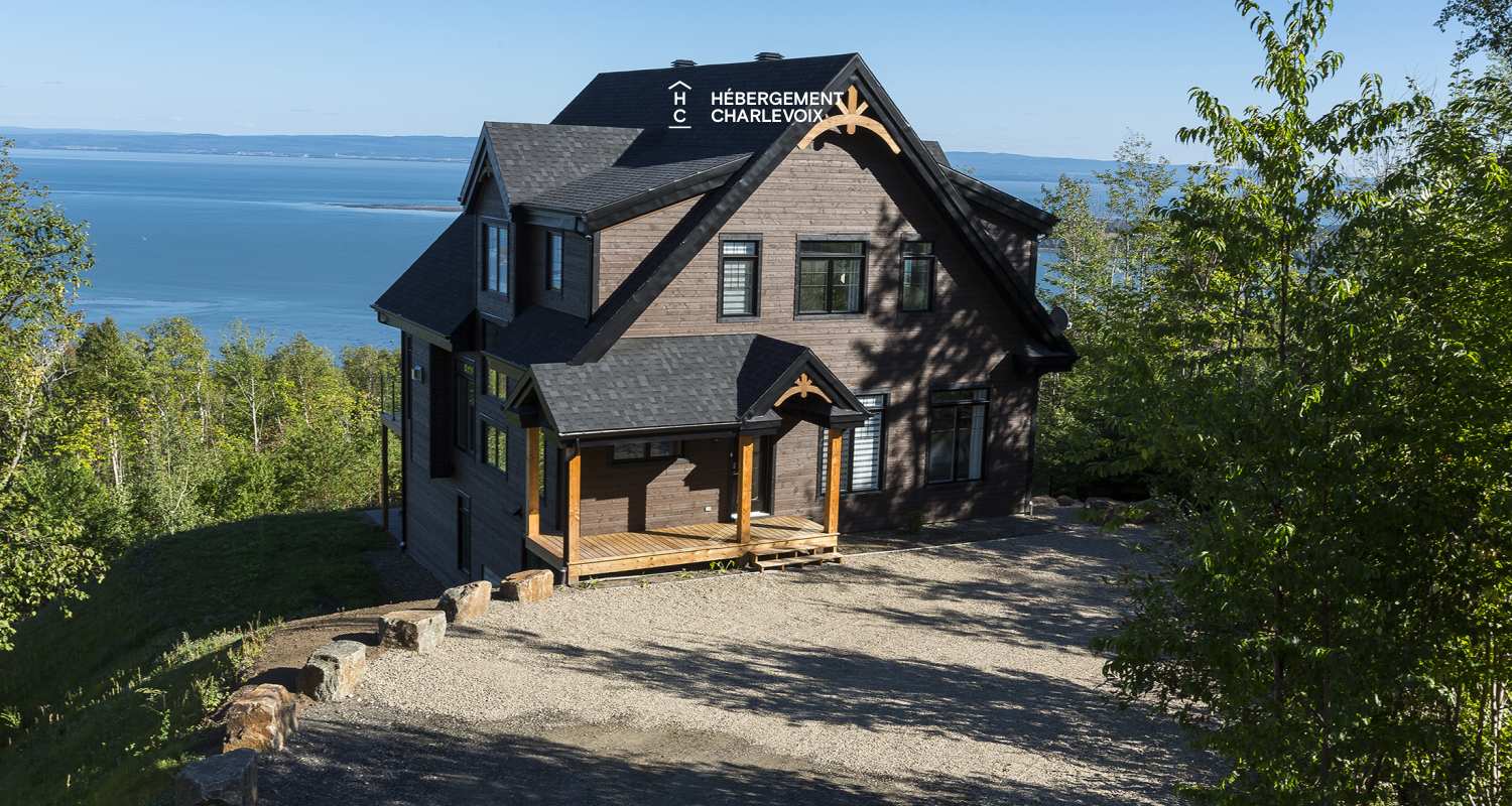 COT-281 - Perched on an incomparable site!