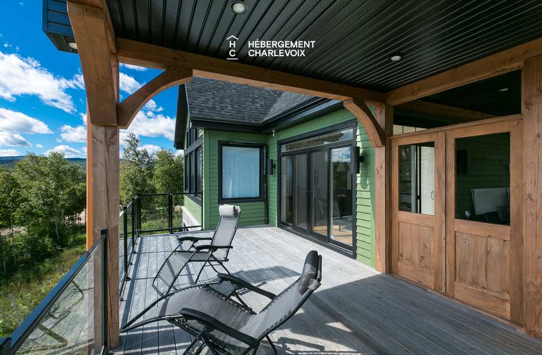 JAM-62 - Chalet confortable avec une vue imprenable sur le fleuve et les pentes