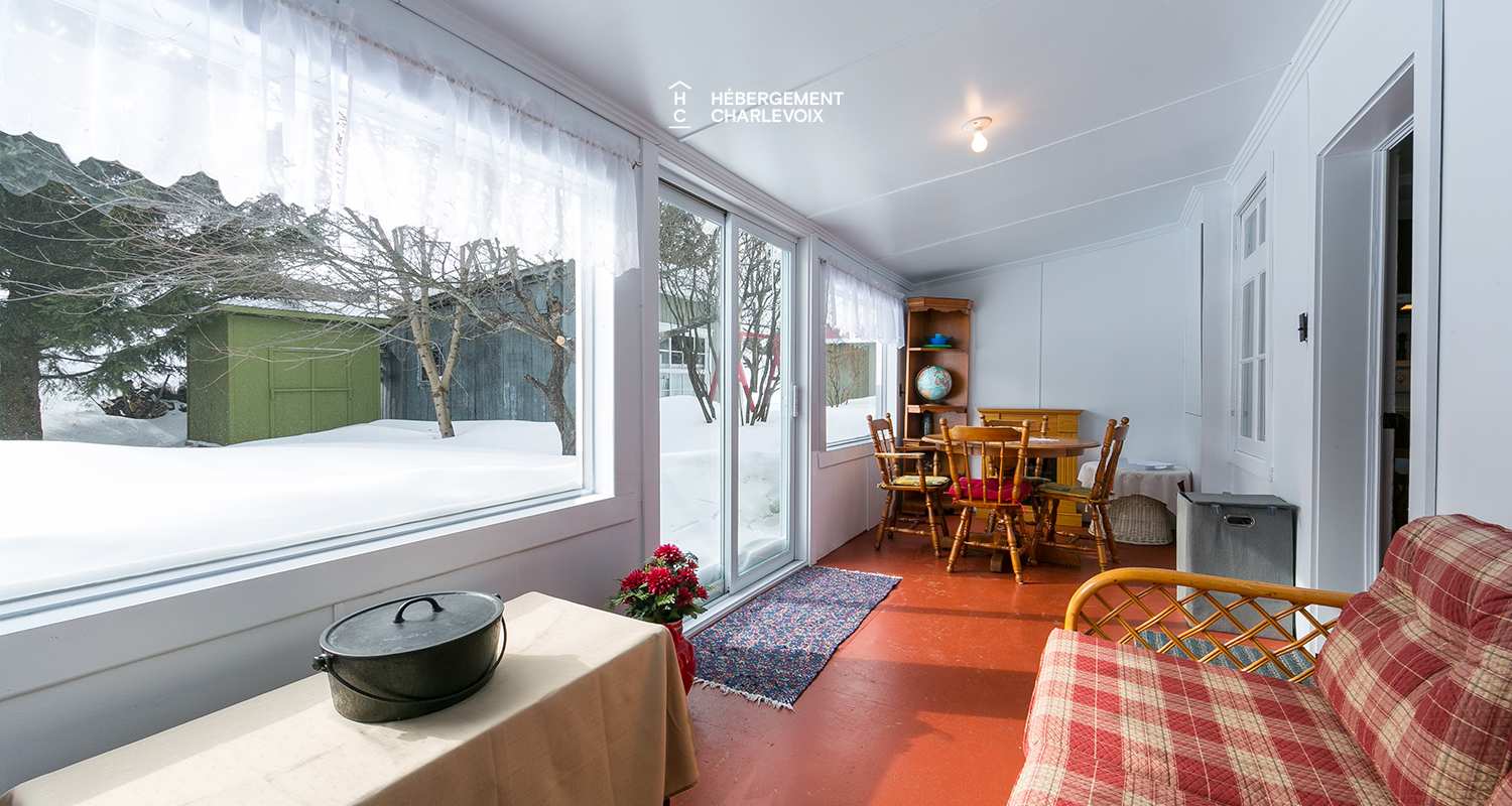 POI-27 - Petite maison fleurie et champêtre